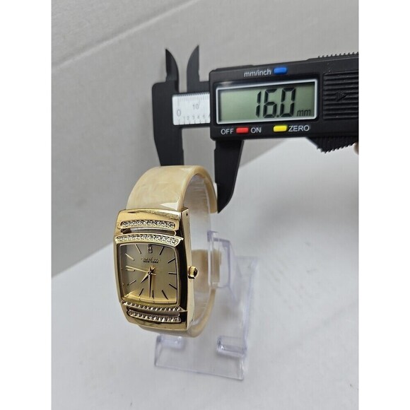 Caravelle by Bulova Crystal Bangle Watch Champagne Dial New Battery Quartz main image 4
